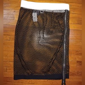 BSBW fishnet skirt
